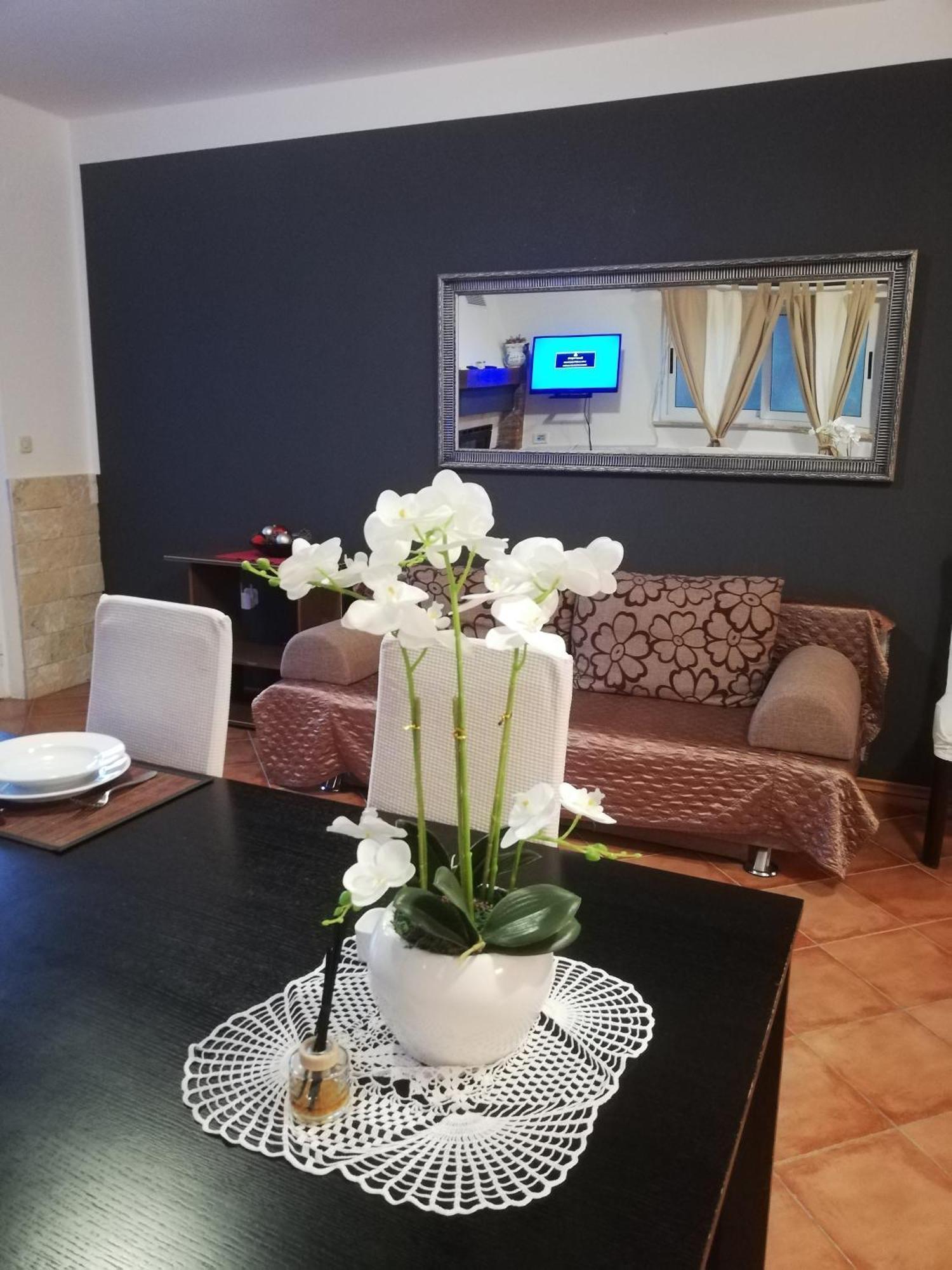 Apartments Poretti For 2,In Center Parking Free In The Yard,6 Min Beach Walk Rovinj Exterior foto