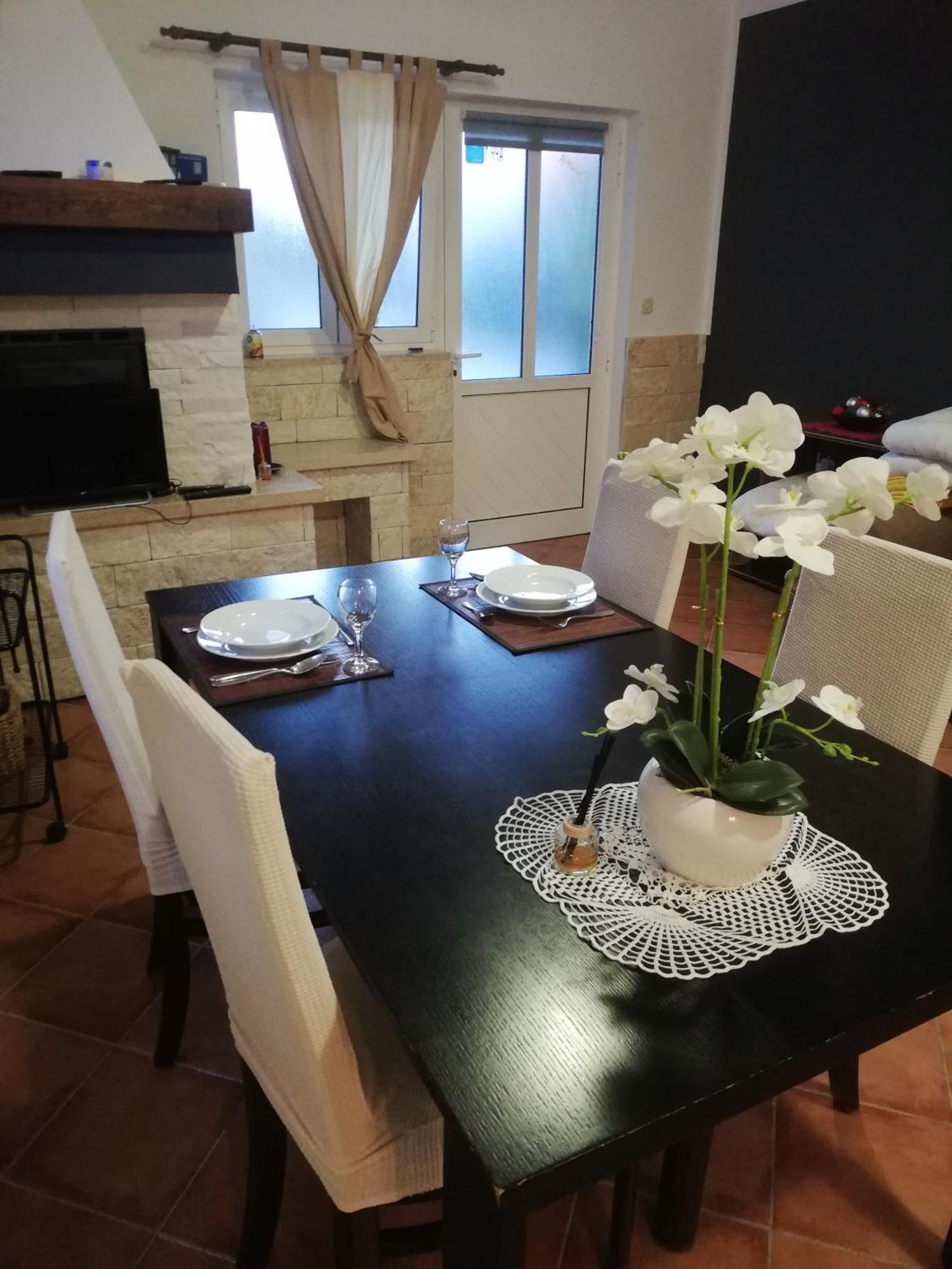 Apartments Poretti For 2,In Center Parking Free In The Yard,6 Min Beach Walk Rovinj Exterior foto